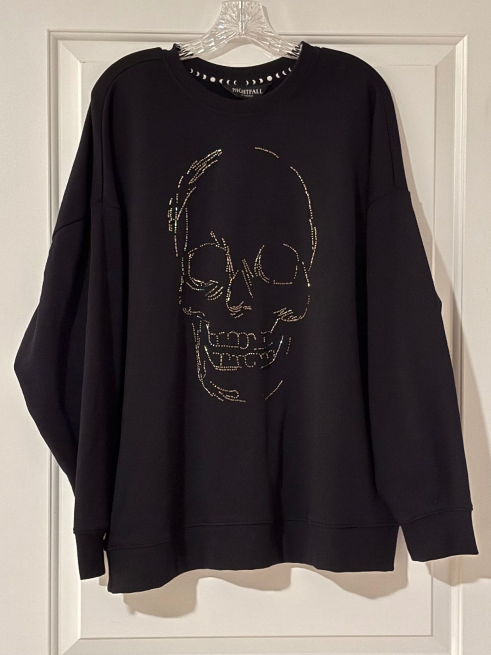 NWT TORRID Nightfall Relaxed Fit Beaded Skull Sweatshirt Black Women’s 1X